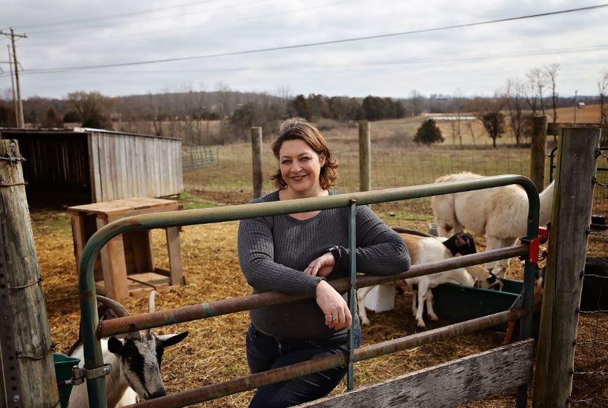 Melodie Lincavage owns Four Sisters in Richmond, Kentucky. She operates a retail store, restaurant and farm.